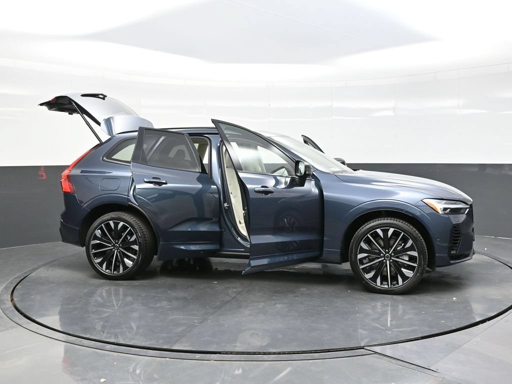 New 2026 Volvo XC60 T8 Ultra w/ Protection Package Premier AWD/4WD image 61