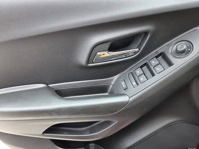 Used 2022 Chevrolet Trax LT AWD/4WD image 20