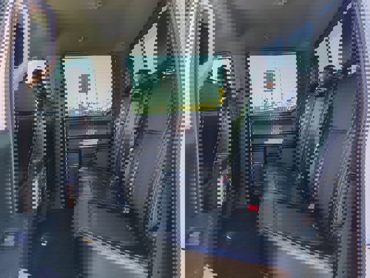 Used 2018 Ford F150 Lariat w/ Trailer Tow Package image 12