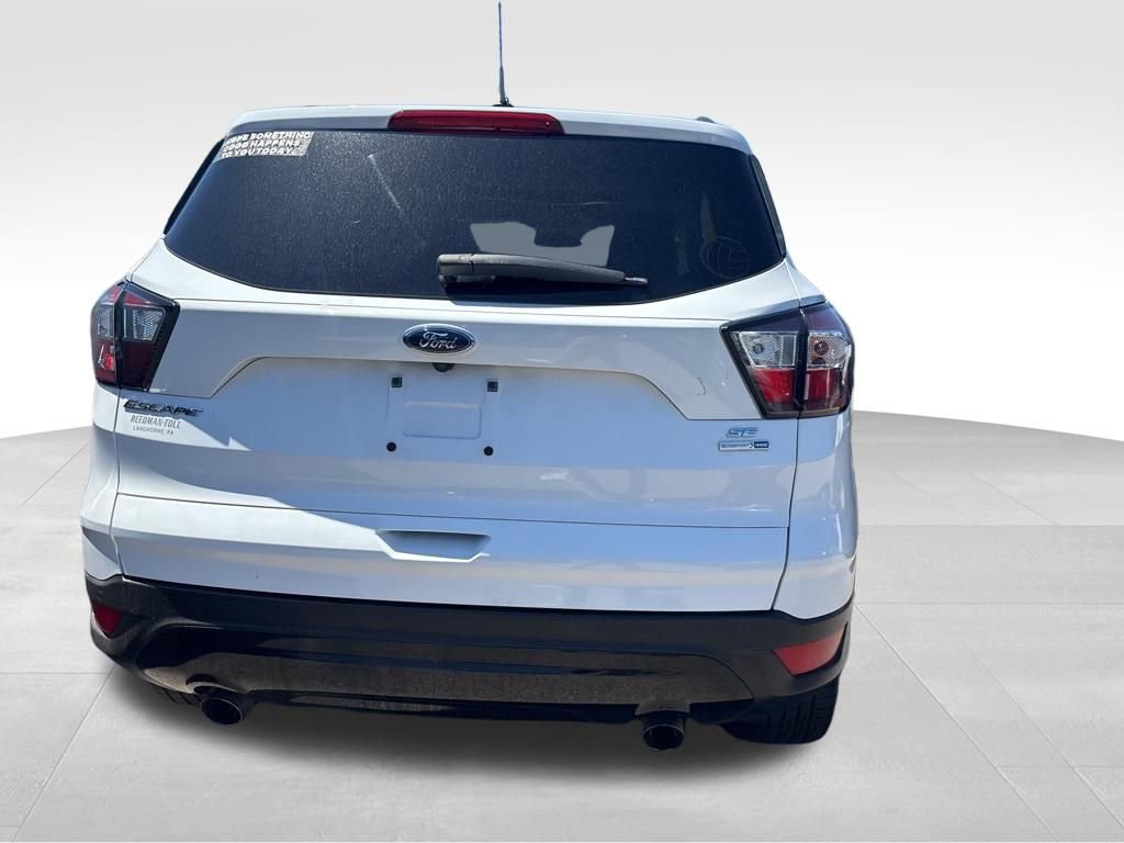 Used 2017 Ford Escape SE w/ Equipment Group 201A AWD/4WD image 15