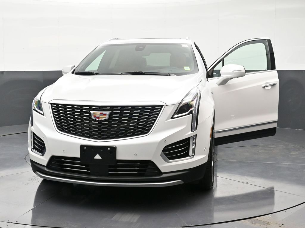 Used 2026 Cadillac XT5 Premium Luxury w/ Driver Assist Package image 8