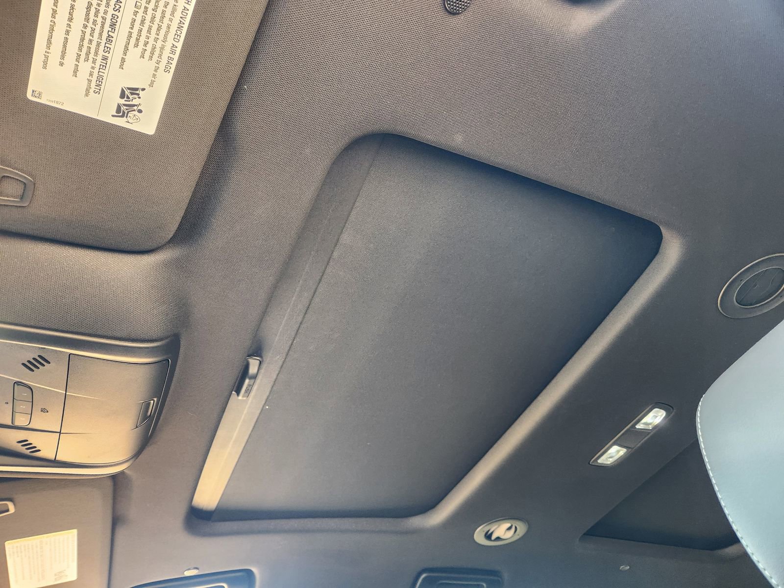 Used 2022 Buick Enclave Essence w/ Experience Buick Package image 29