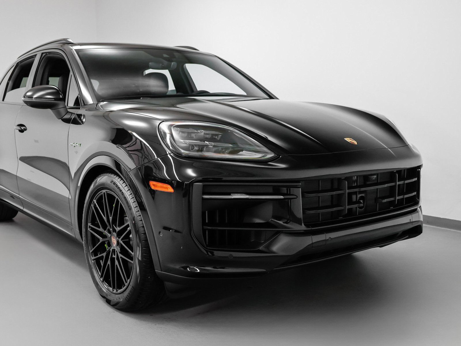 Certified 2026 Porsche Cayenne S AWD/4WD image 9