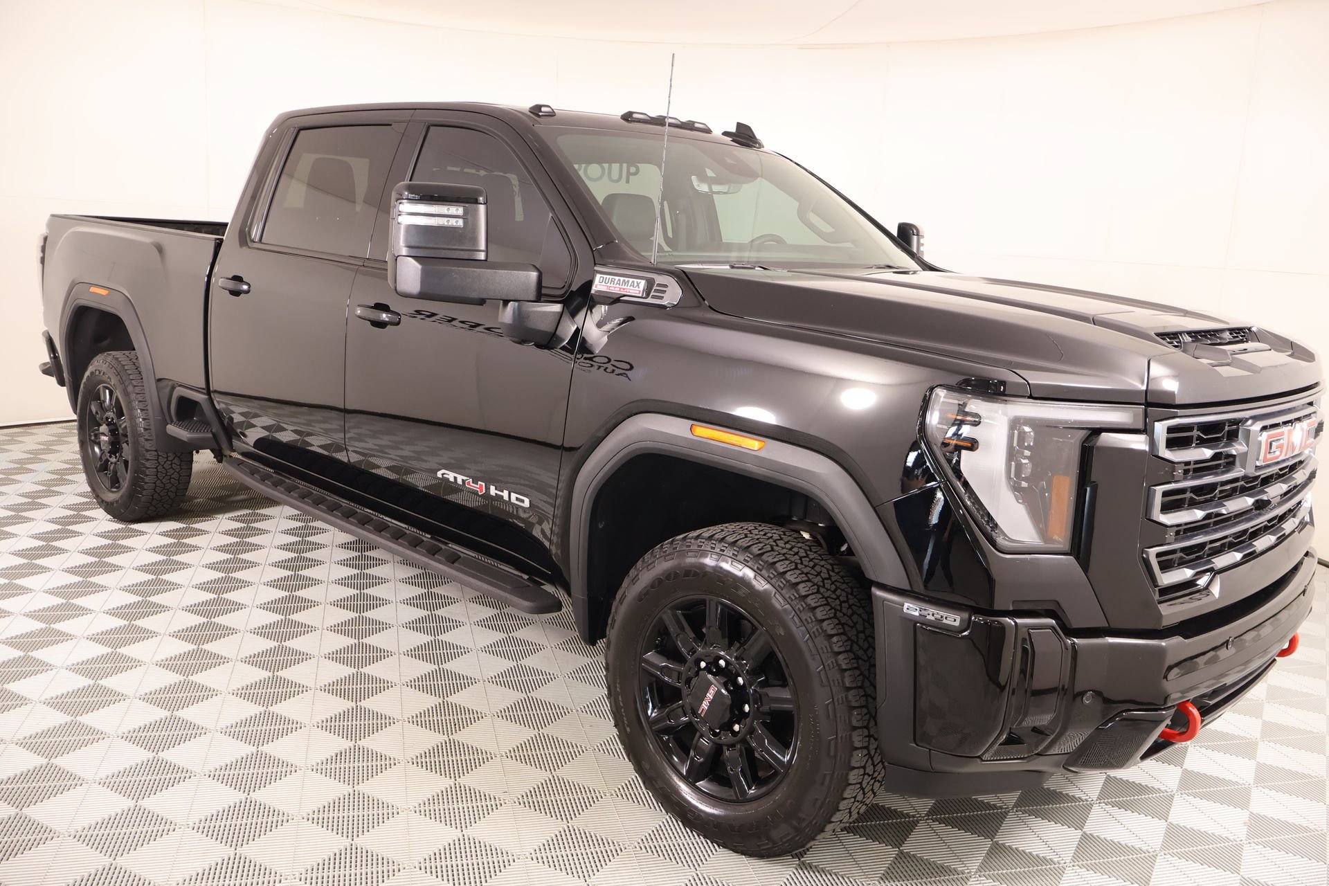 Used 2026 GMC Sierra 2500 AT4 w/ AT4 Premium Plus Package AWD/4WD video 1