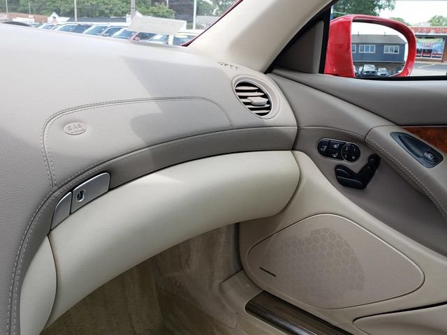 Used 2009 Mercedes-Benz SL 550 image 25