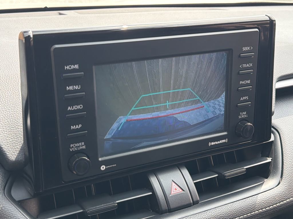 Used 2021 Toyota RAV4 LE image 7