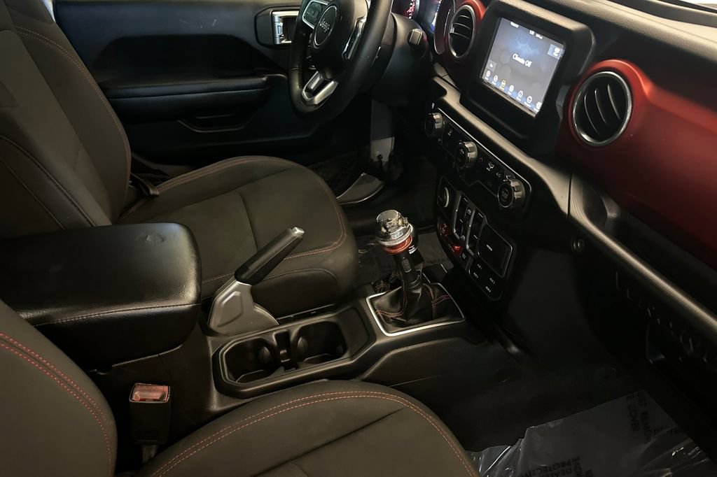 Used 2018 Jeep Wrangler Unlimited Rubicon AWD/4WD image 16