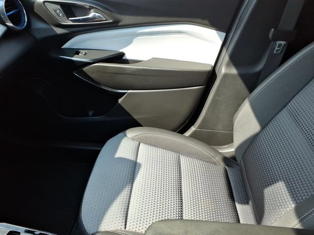 Certified 2024 Chevrolet Trax LT w/ Driver Confidence Package FWD image 17