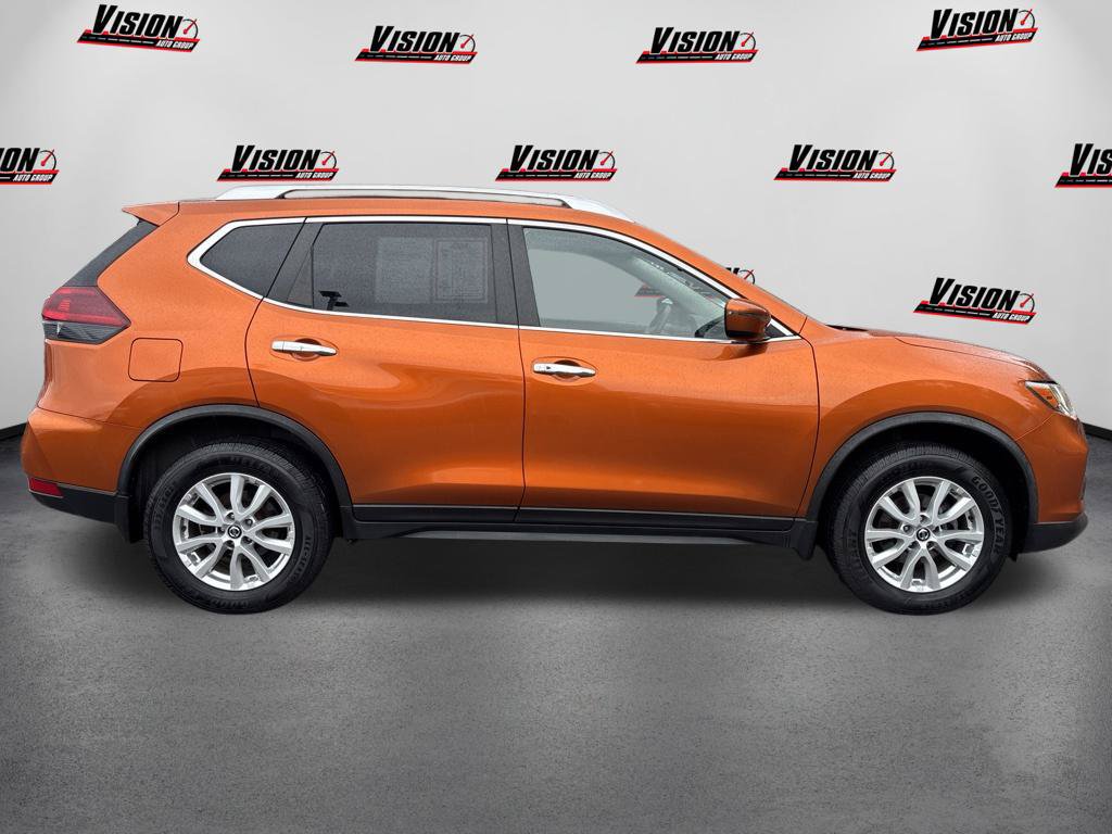 Used 2020 Nissan Rogue SV AWD/4WD image 4