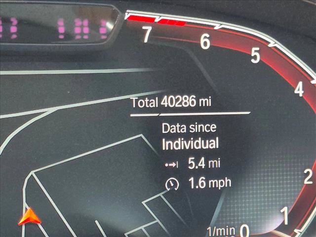 Used 2022 BMW 740i w/ Premium Package RWD image 11