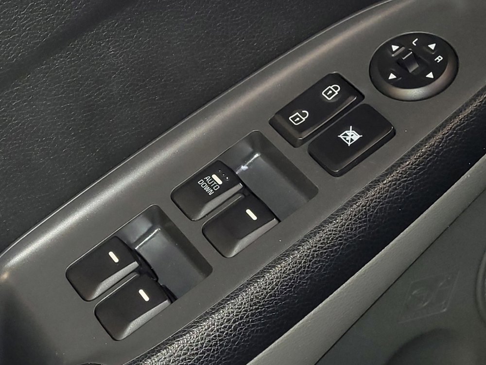 Used 2017 Kia Forte LX w/ LX Popular Package image 27