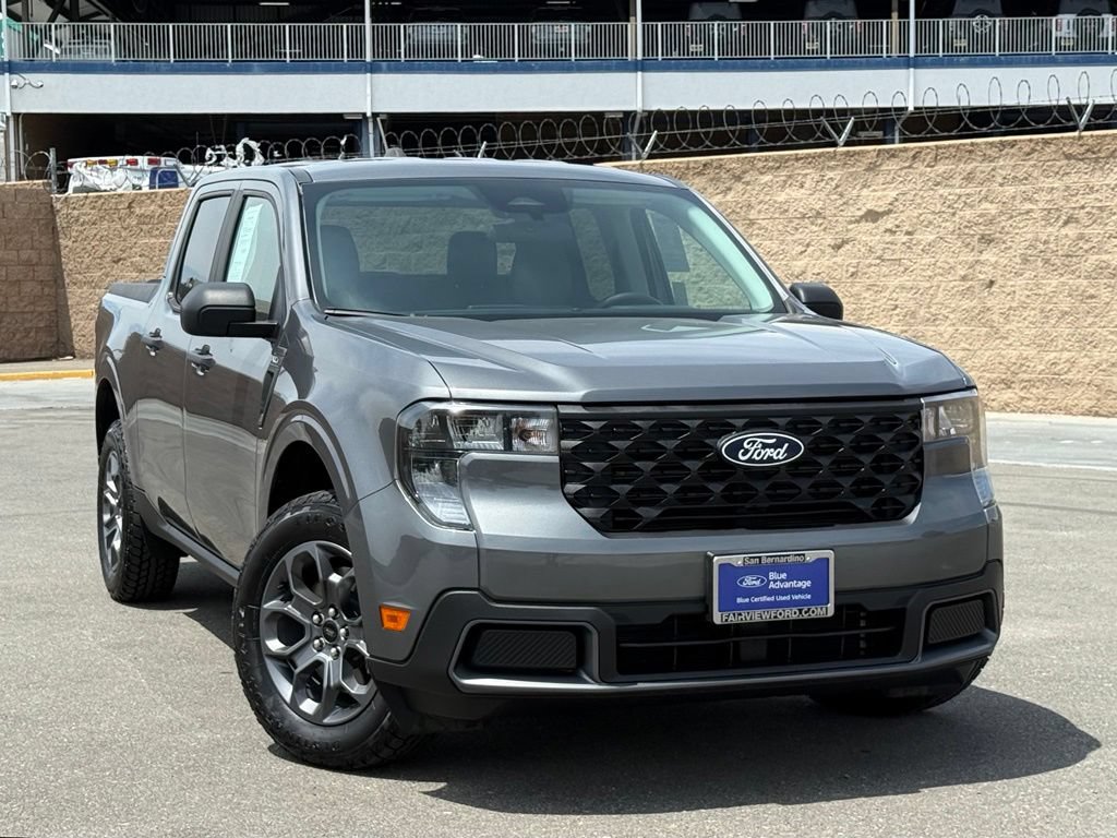 Used 2025 Ford Maverick XLT w/ Equipment Group 301A AWD/4WD image 3