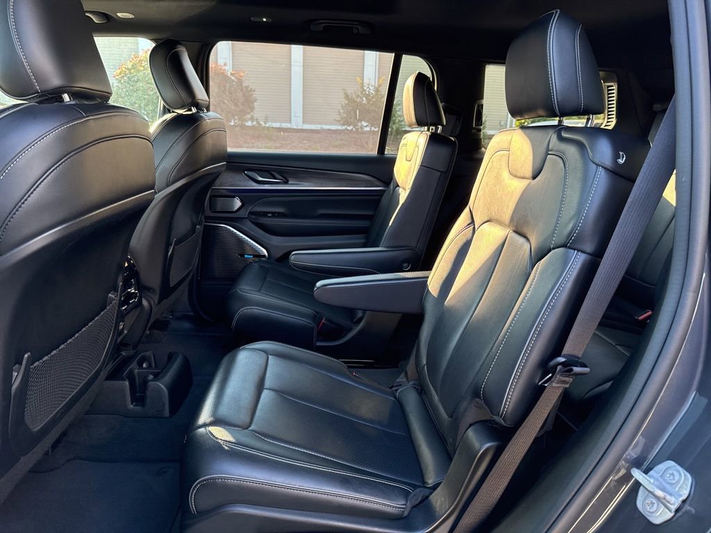 Used 2022 Jeep Grand Cherokee L Overland image 35