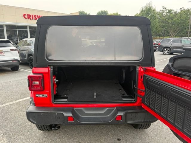 Used 2023 Jeep Wrangler Unlimited Sahara w/ Safety Group AWD/4WD image 7