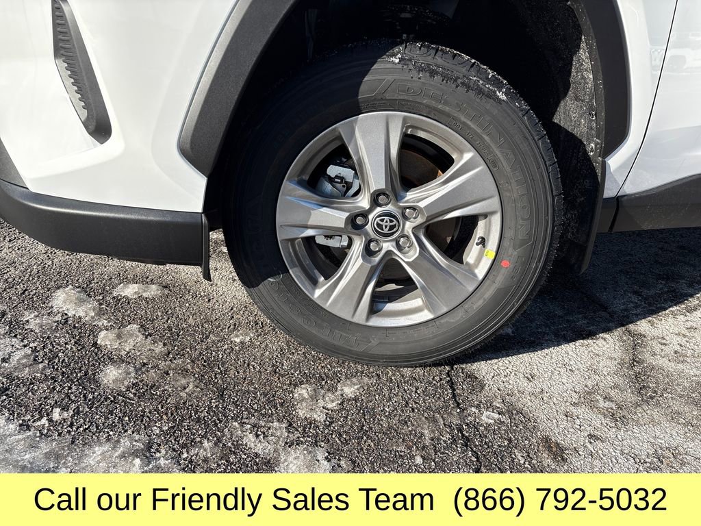 New 2025 Toyota RAV4 XLE w/ Convenience Package image 6