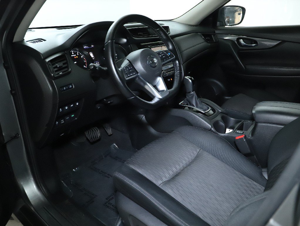 Used 2020 Nissan Rogue SV w/ Sun & Sound Touring Package AWD/4WD image 19