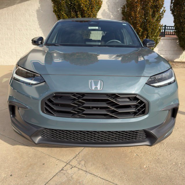 Used 2024 Honda HR-V Sport image 9