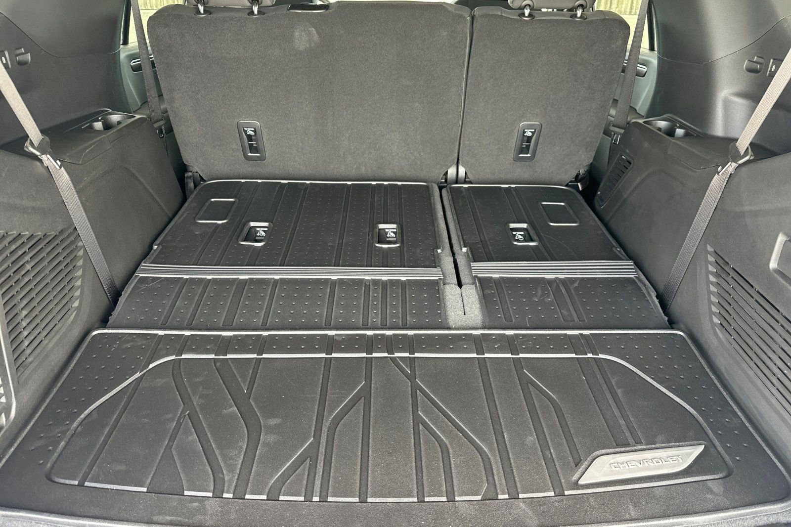 New 2026 Chevrolet Tahoe LS w/ LS Custom Edition AWD/4WD image 17