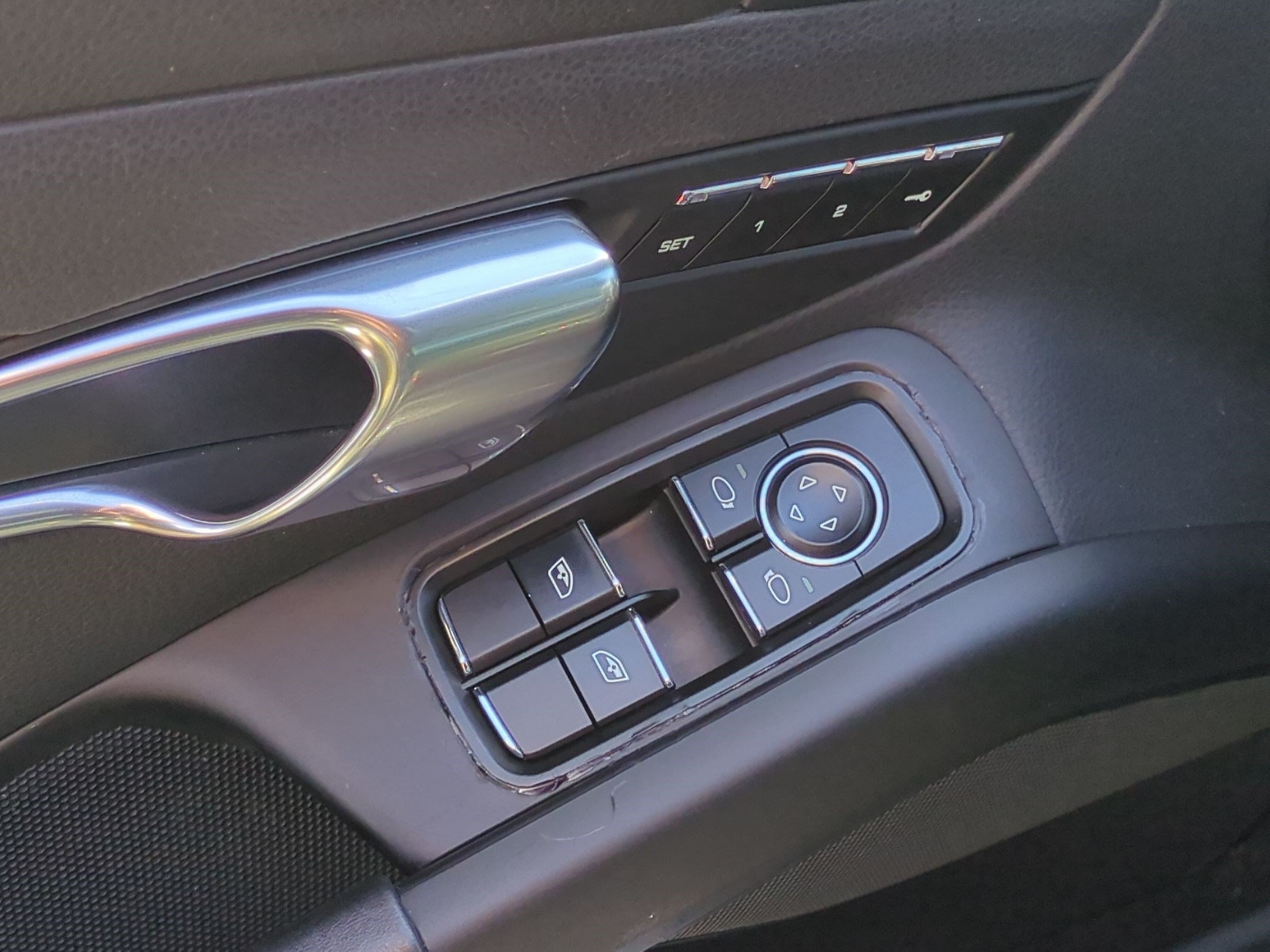 Used 2018 Porsche 718 Cayman RWD image 9