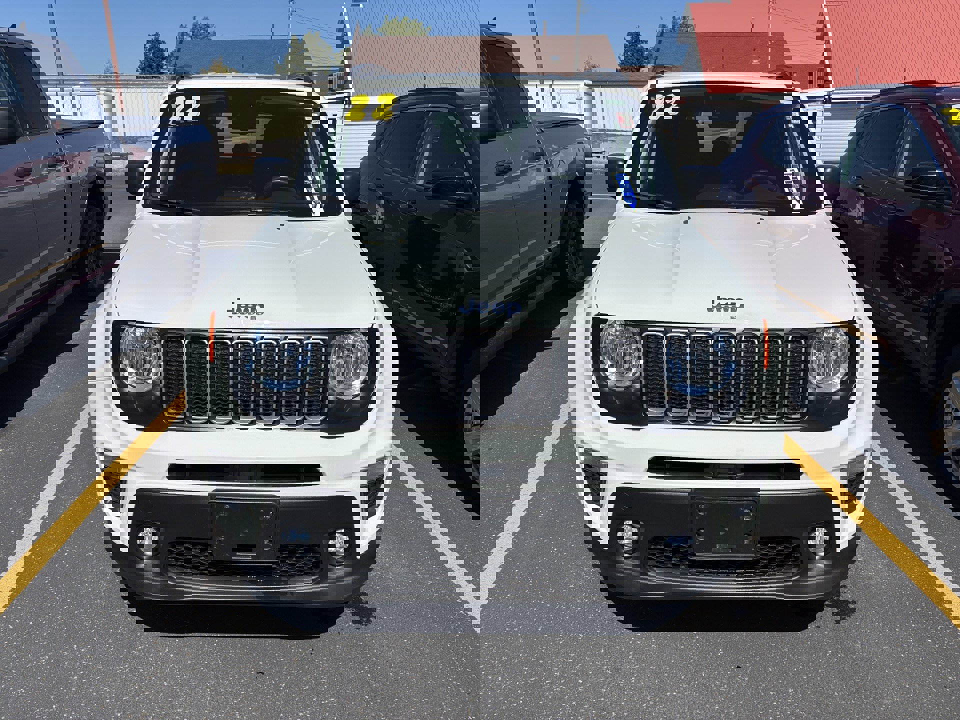 Used 2022 Jeep Renegade Latitude w/ Convenience Group image 3