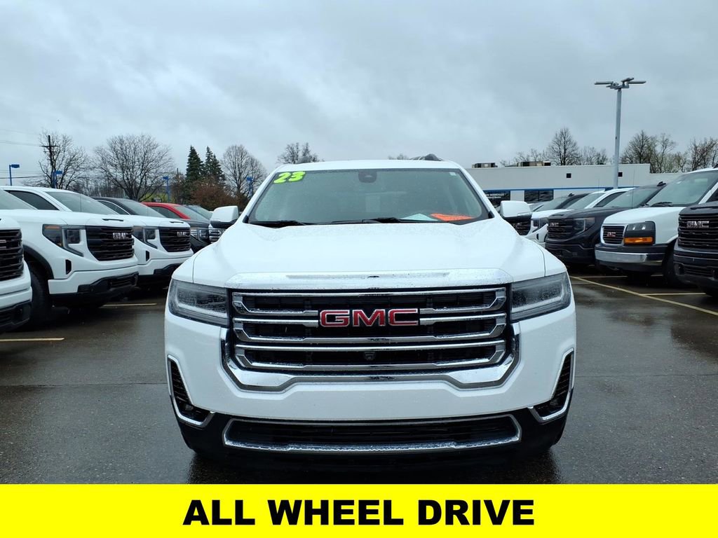 Used 2023 GMC Acadia SLT w/ Technology Package image 2