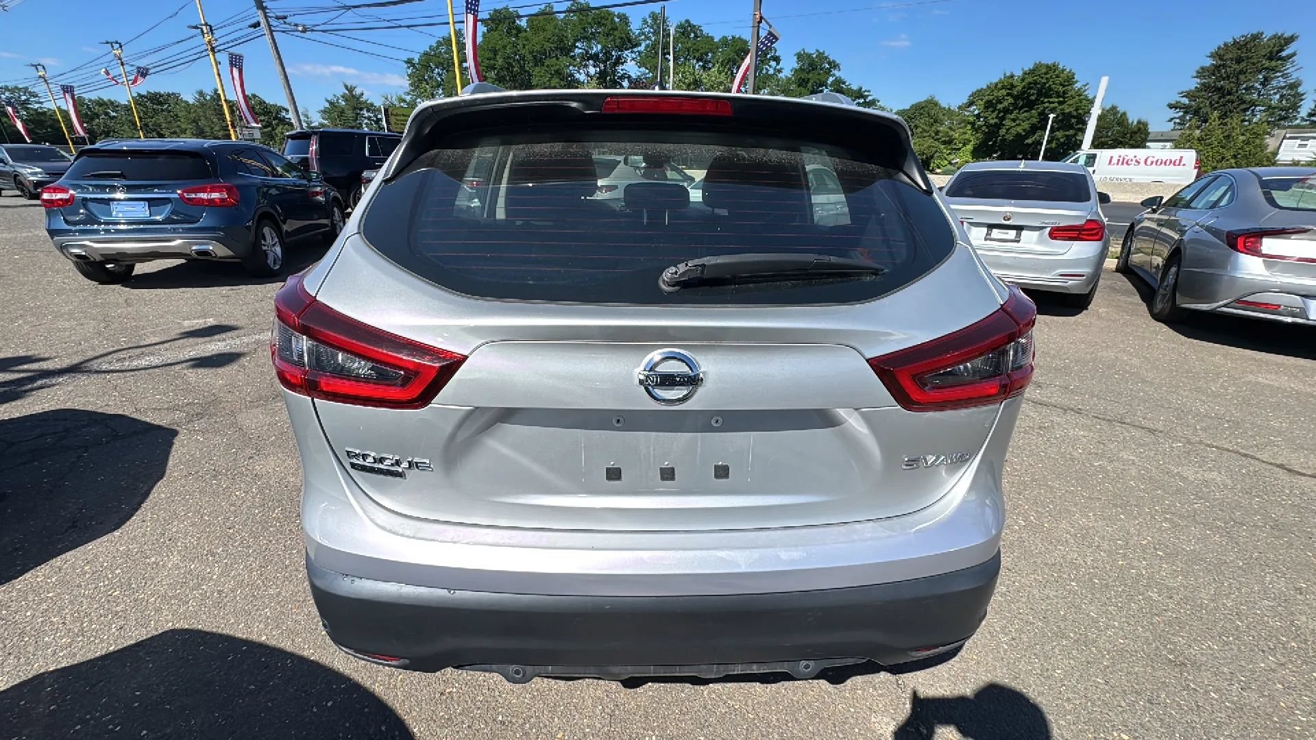 Used 2022 Nissan Rogue Sport SV AWD/4WD image 6