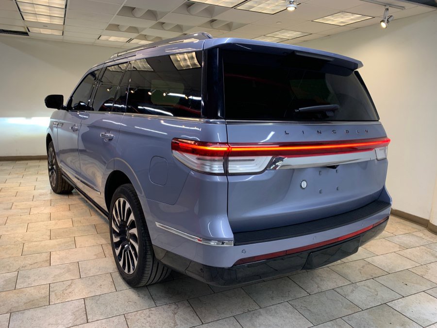 Used 2023 Lincoln Navigator Black Label AWD/4WD image 6