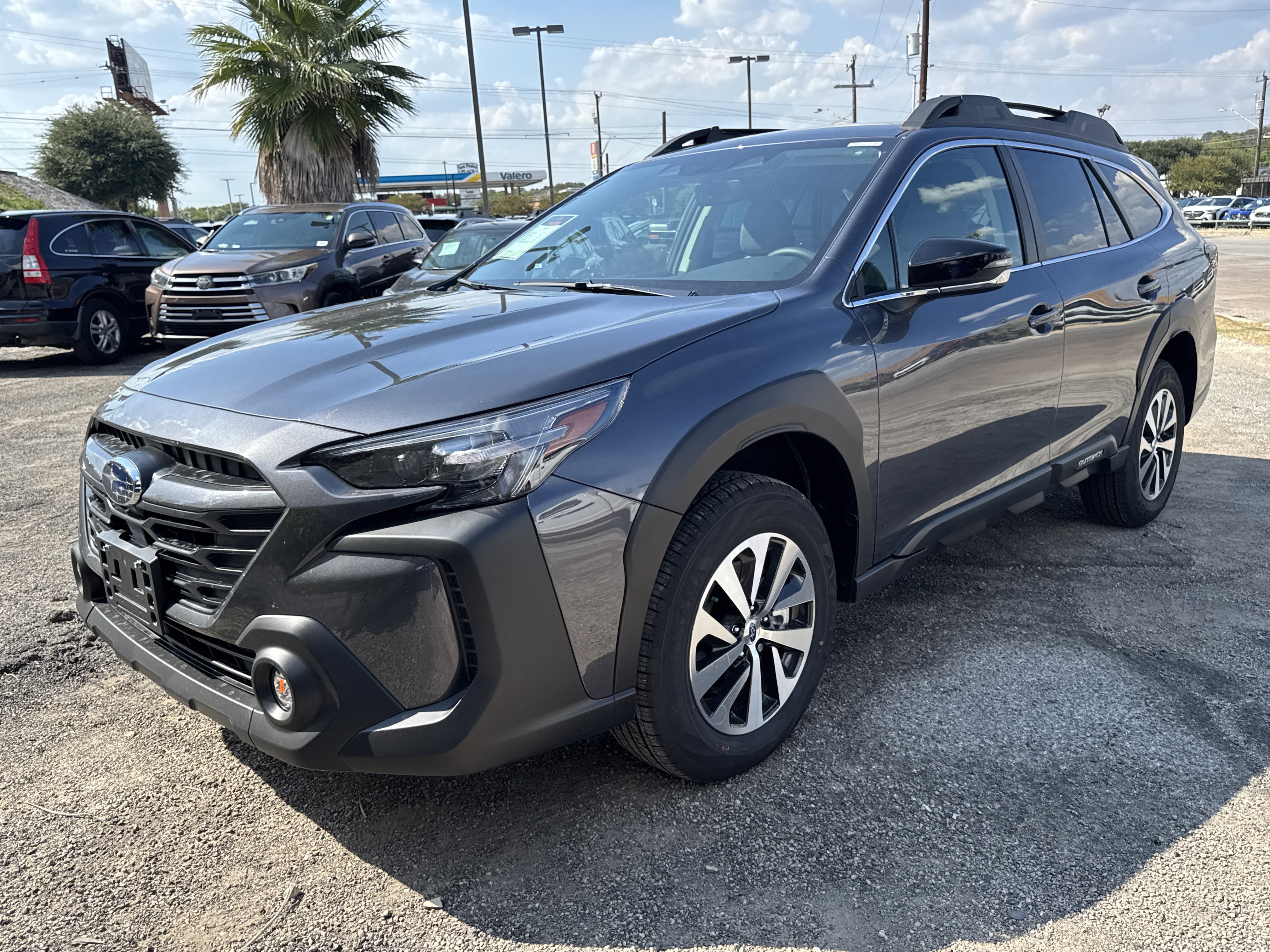 New 2025 Subaru Outback Premium image 7