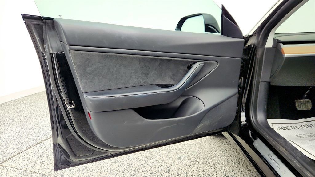 Used 2020 Tesla Model 3 Long Range image 11