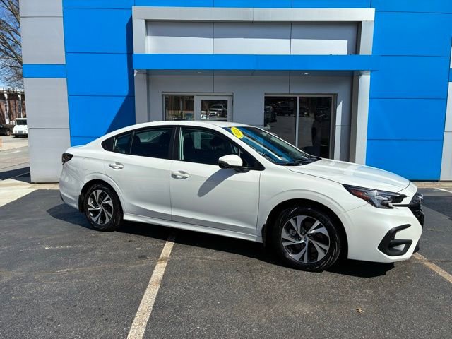 Used 2023 Subaru Legacy Premium image 3