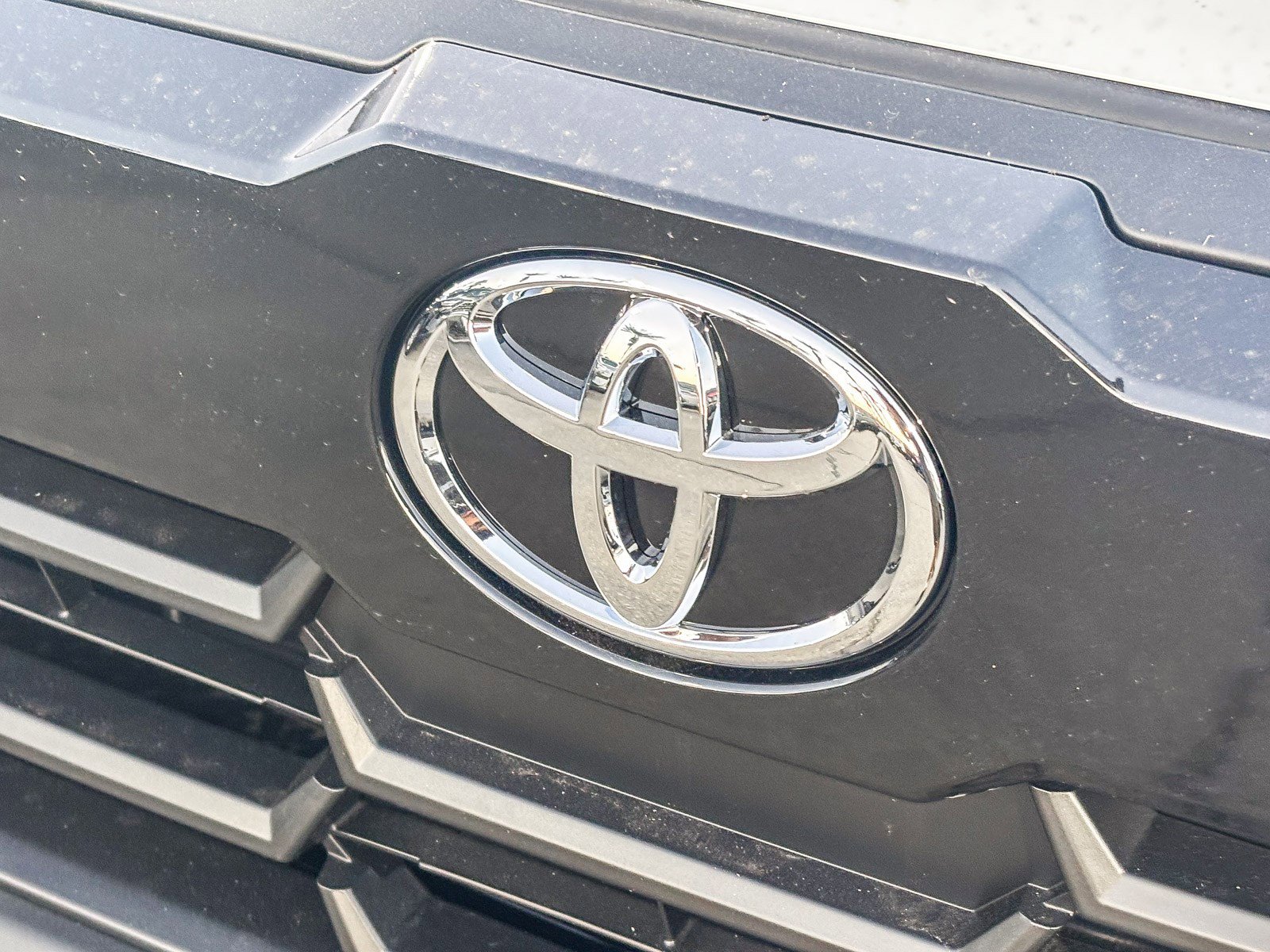 New 2026 Toyota Corolla Cross XLE FWD image 10