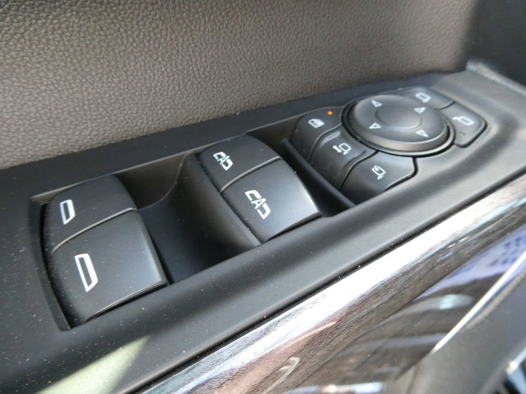 Certified 2020 Chevrolet Silverado 3500 LTZ w/ LTZ Premium Package image 24