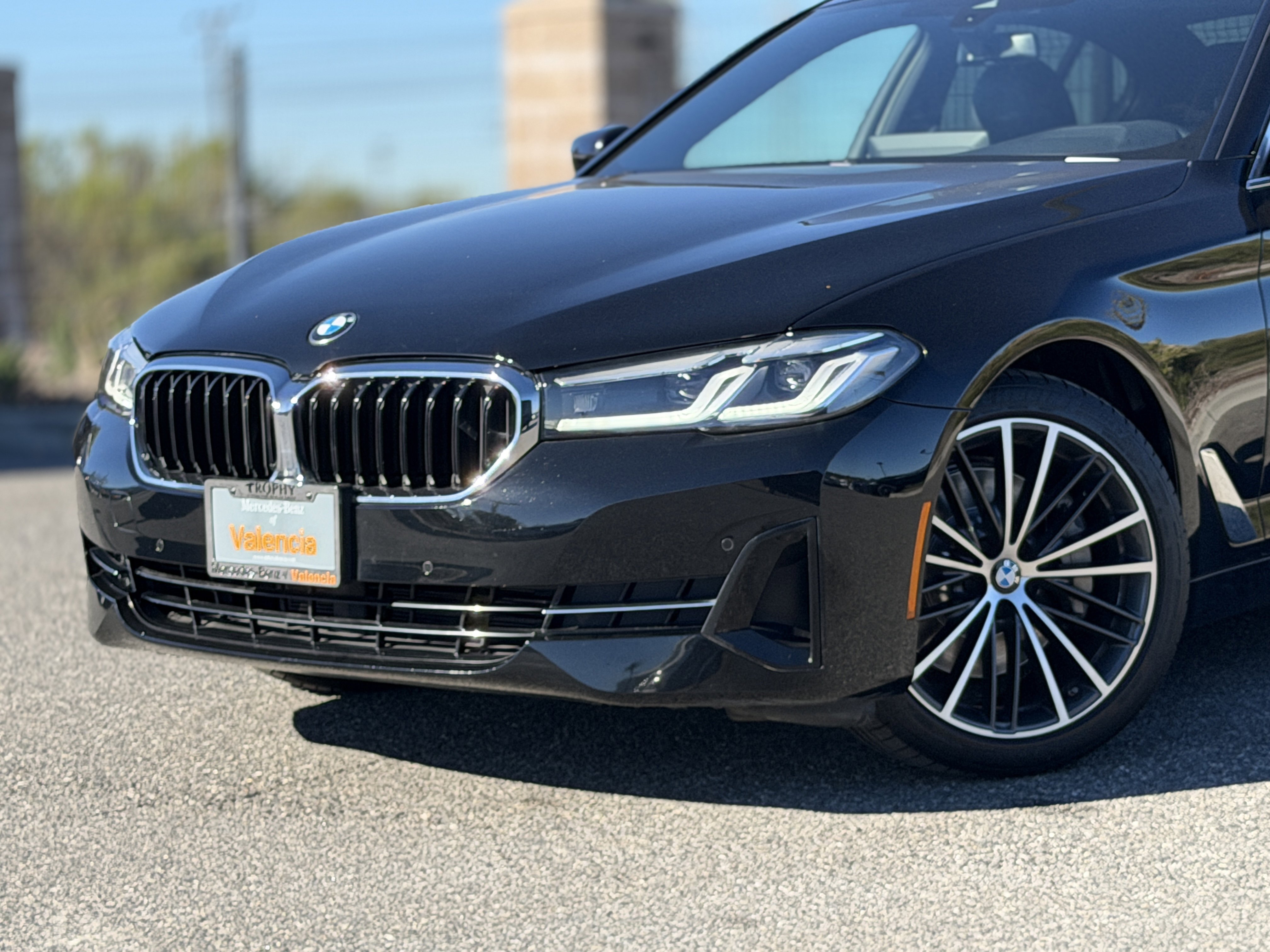 Used 2023 BMW 530i 530i w/ Convenience Package image 3