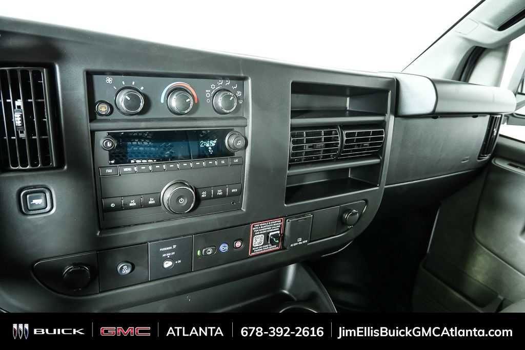 New 2025 GMC Savana 2500 w/ Driver Convenience Package RWD image 11