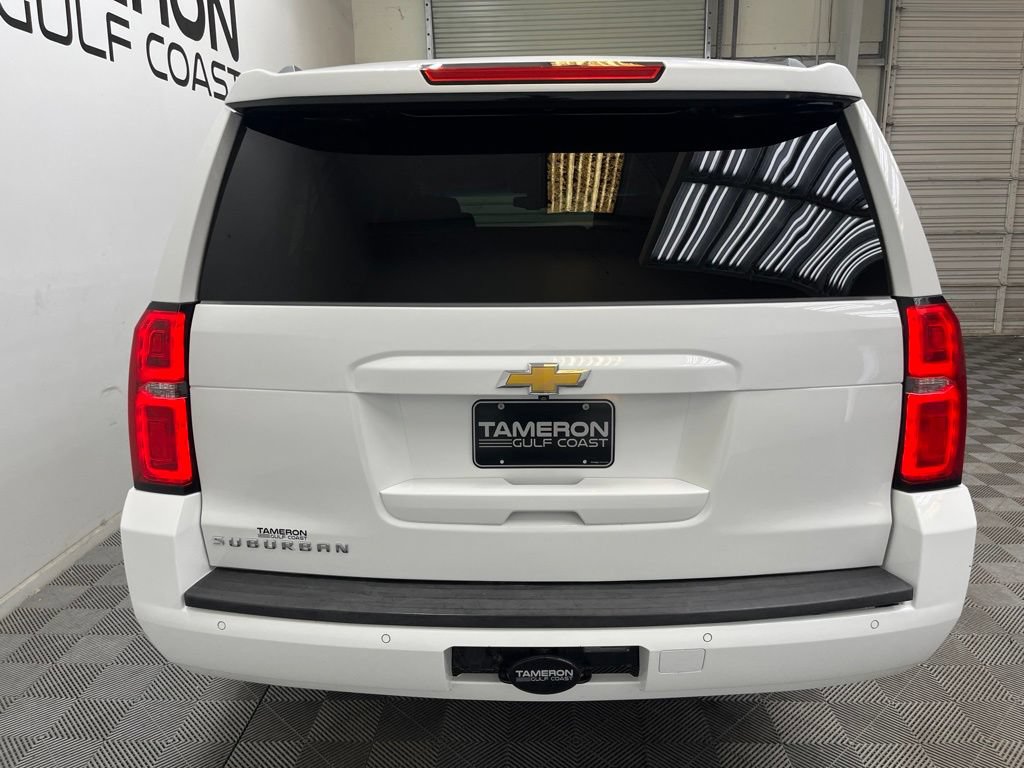 Used 2018 Chevrolet Suburban LT RWD image 10