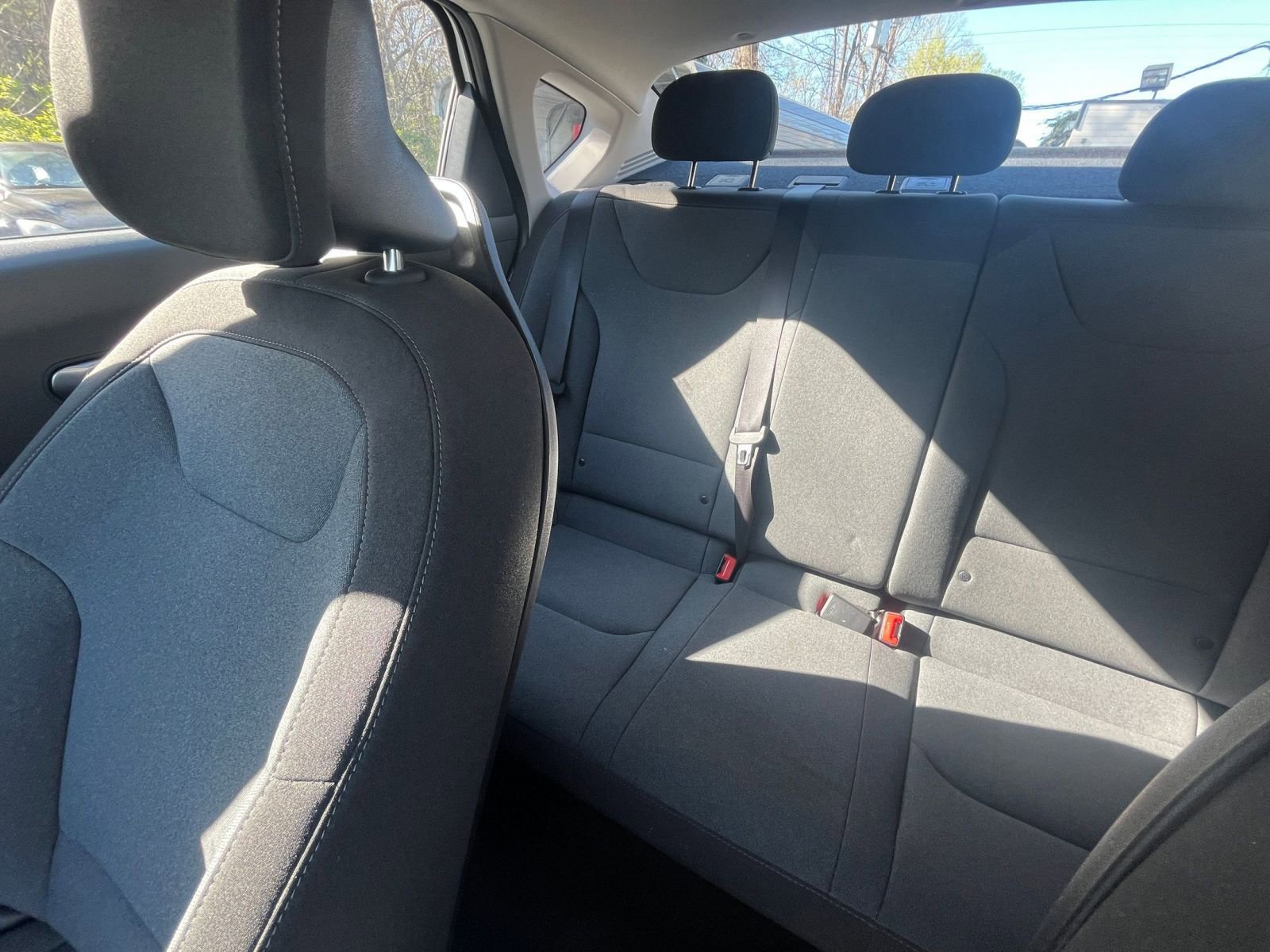 Used 2025 Kia K4 FWD image 35
