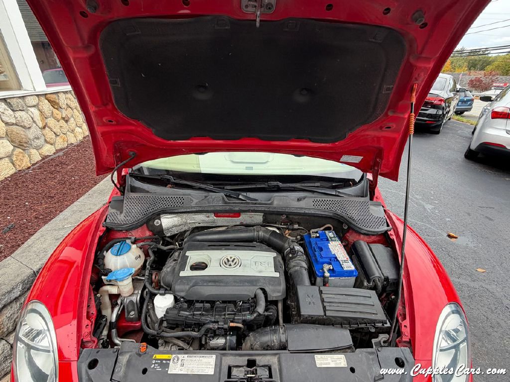 Used 2013 Volkswagen Beetle 2.0T image 23