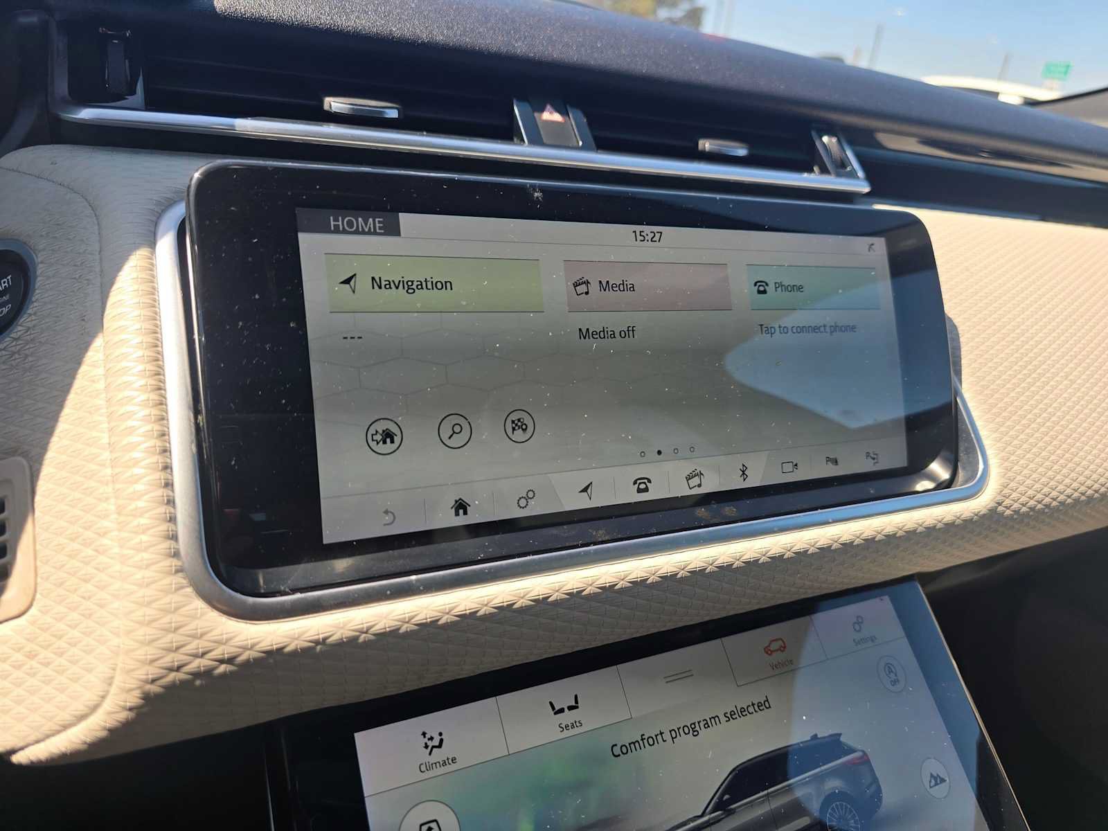 Used 2019 Land Rover Range Rover Velar R-Dynamic SE AWD/4WD image 30
