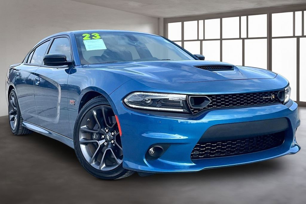 Used 2023 Dodge Charger Scat Pack w/ Navigation & Travel Group RWD image 3