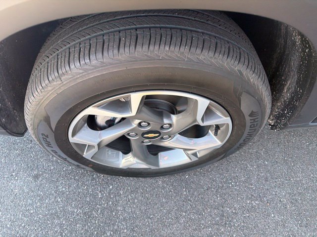 Used 2024 Chevrolet Trax LT w/ Driver Confidence Package FWD image 4