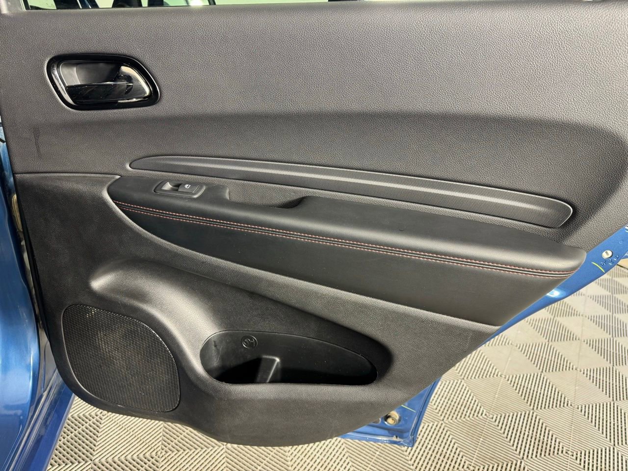 Used 2025 Dodge Durango GT image 27