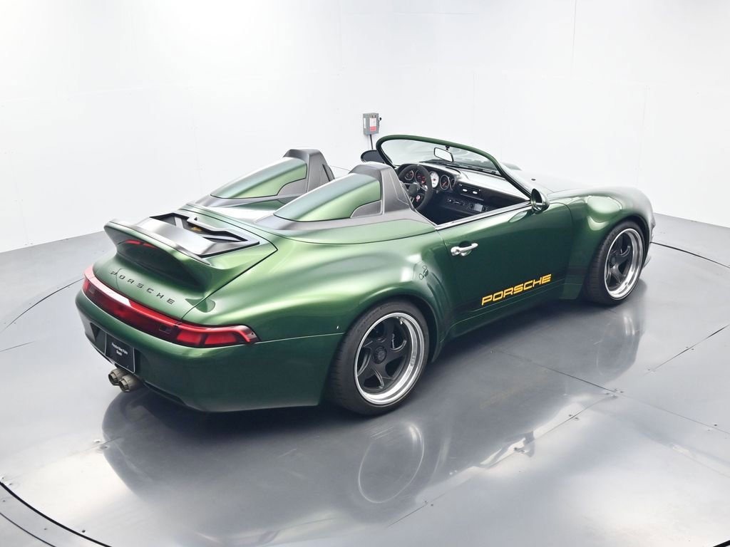 Used 1995 Porsche 911 Carrera RWD image 44