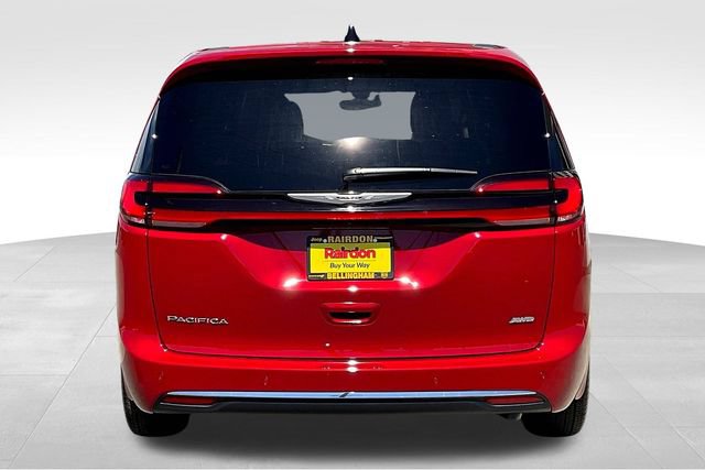New 2025 Chrysler Pacifica Select AWD/4WD image 35