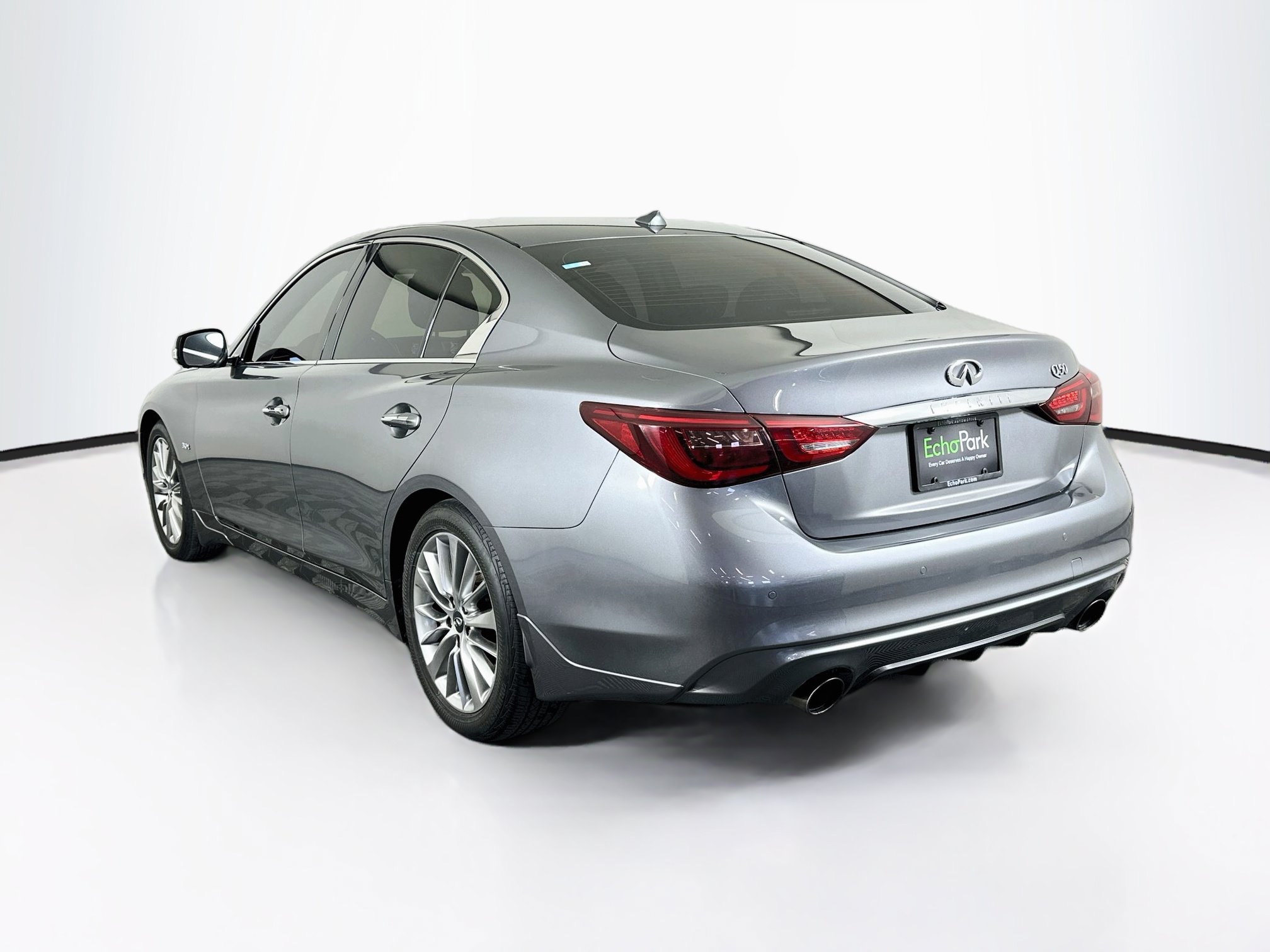Used 2018 INFINITI Q50 Luxe w/ Essential Package (3.0T Luxe) RWD image 5