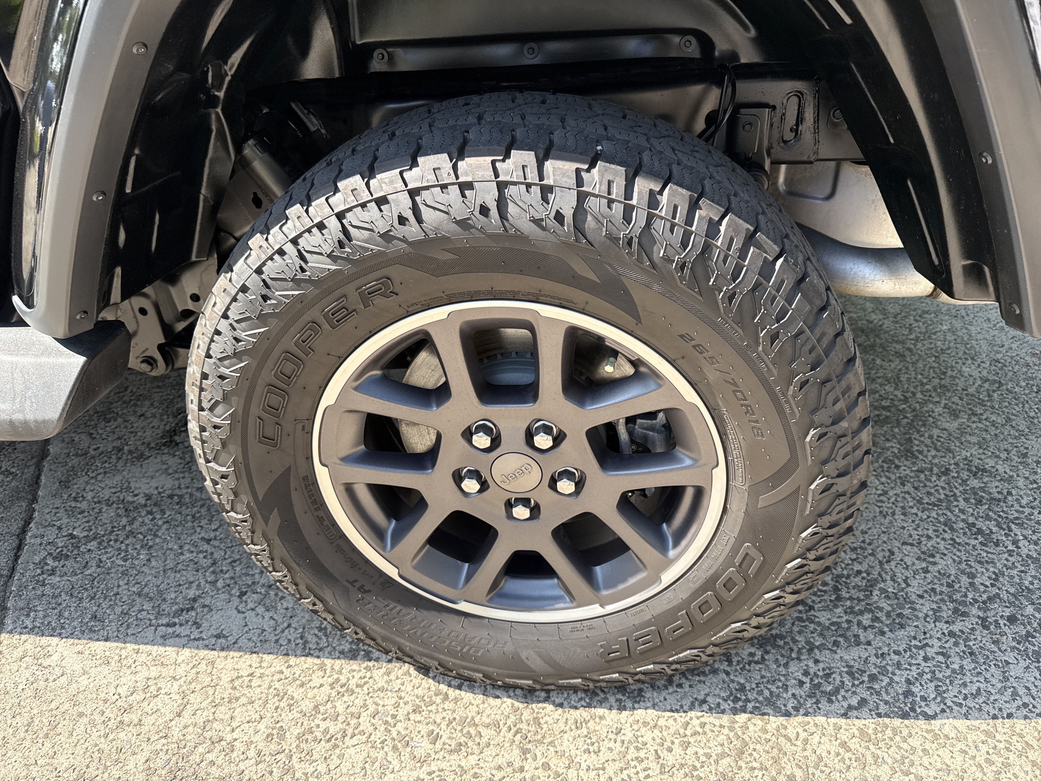 Used 2021 Jeep Gladiator Overland AWD/4WD image 20