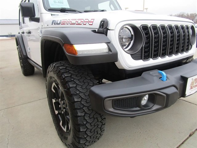 Used 2024 Jeep Wrangler Unlimited Rubicon 4xe image 42
