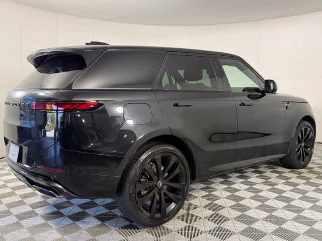 Used 2025 Land Rover Range Rover Sport Dynamic SE AWD/4WD image 8