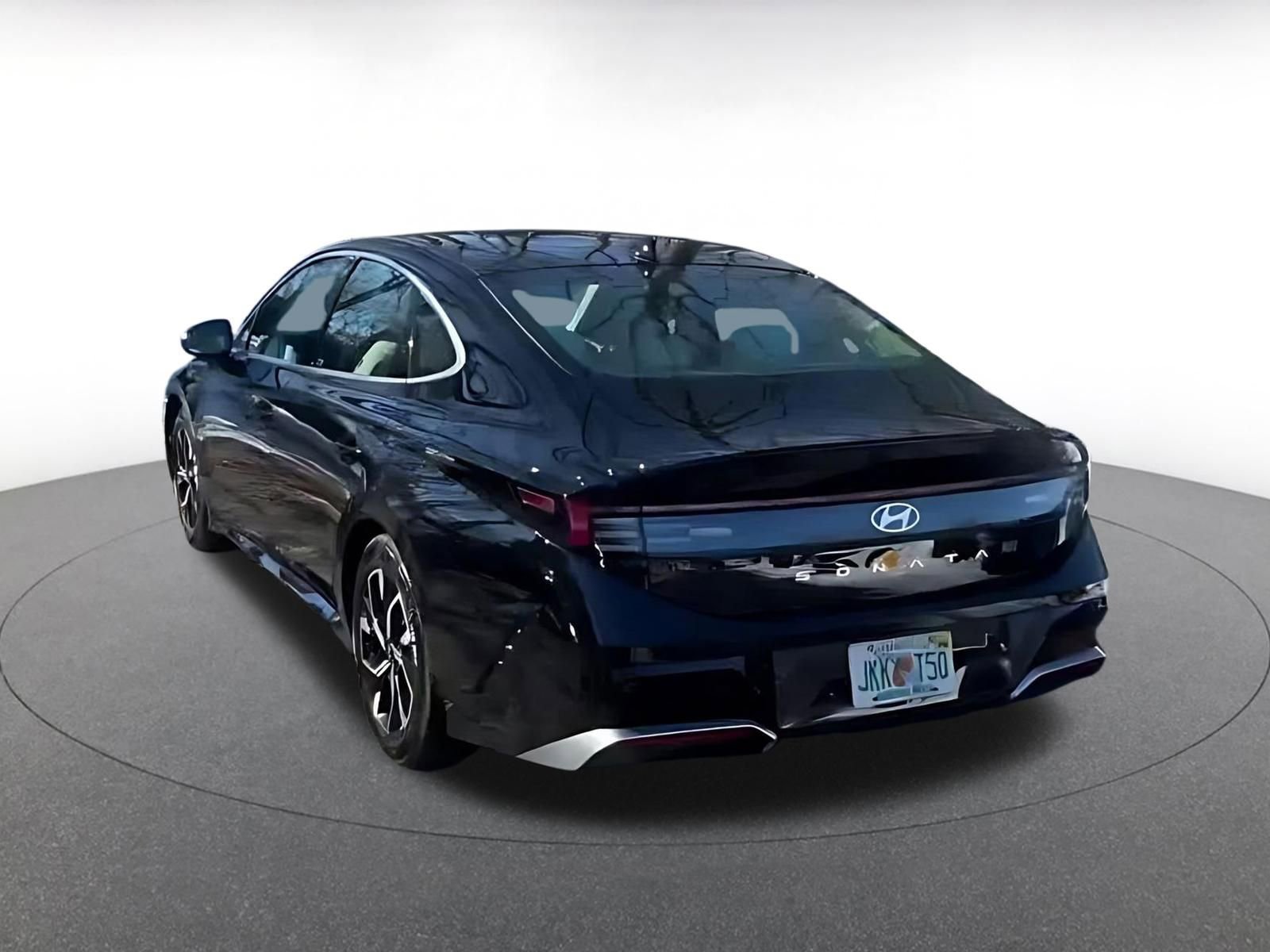 Used 2025 Hyundai Sonata SEL FWD image 9
