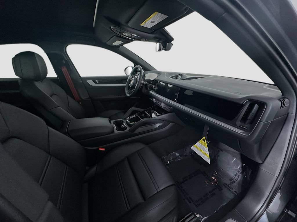 New 2026 Porsche Cayenne Coupe AWD/4WD image 29