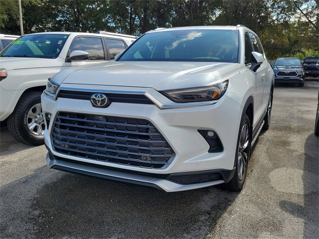 Used 2025 Toyota Grand Highlander AWD Hybrid video 2